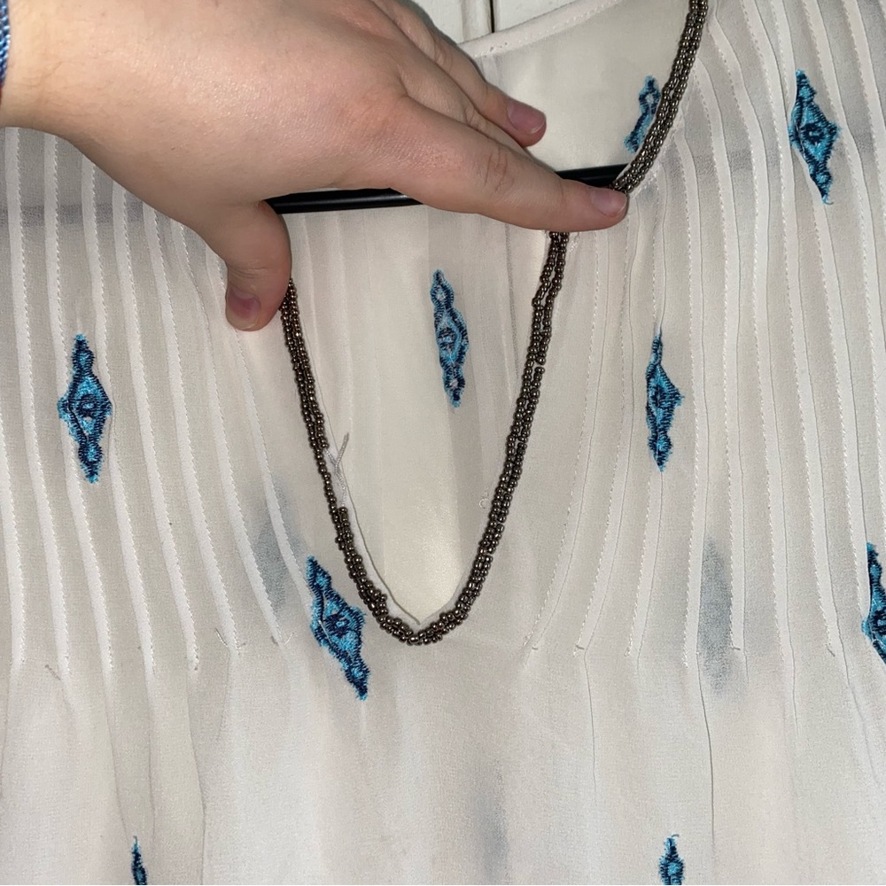 Sheer flowy blouse - Picture 2 of 5